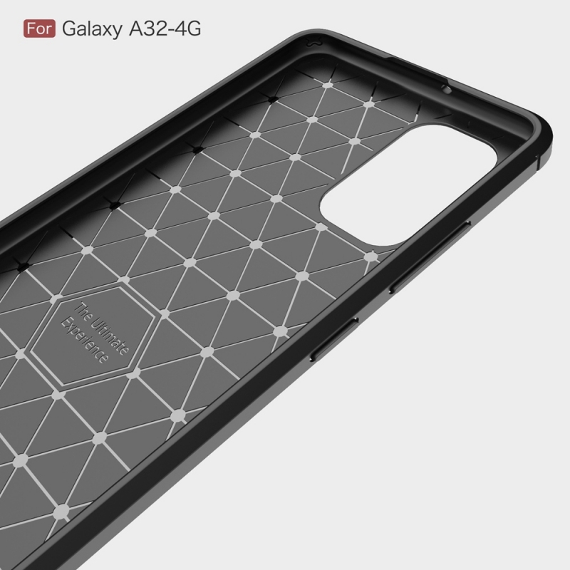 Ốp Lưng Samsung Galaxy A32 4G Chống Sốc Carbon được làm bằng chất liệu TPU mềm giúp bạn bảo vệ toàn diện mọi góc cạnh của máy rất tốt lớp nhựa này khá mỏng bên ngoài kết hợp thêm bên trên và dưới dạng carbon rất sang trọng.